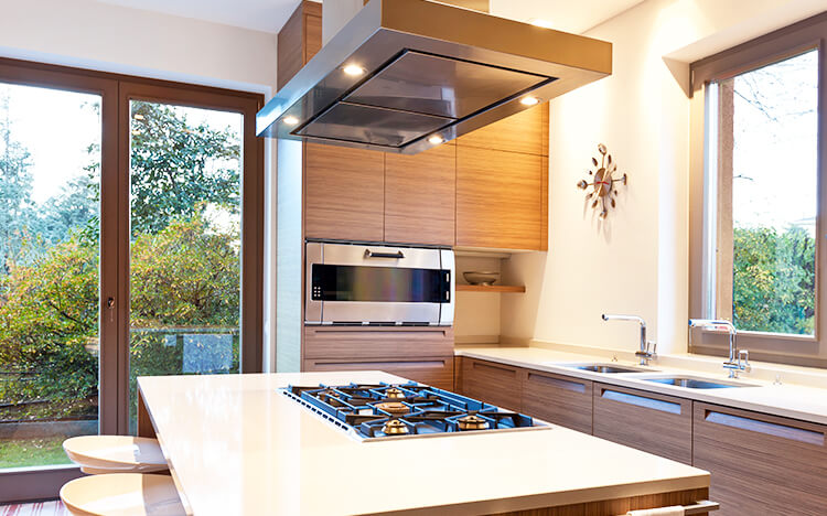 Входные группы из деревянного профиля